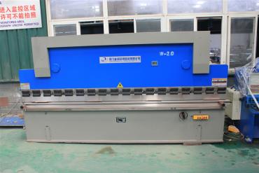 Uốn CNC